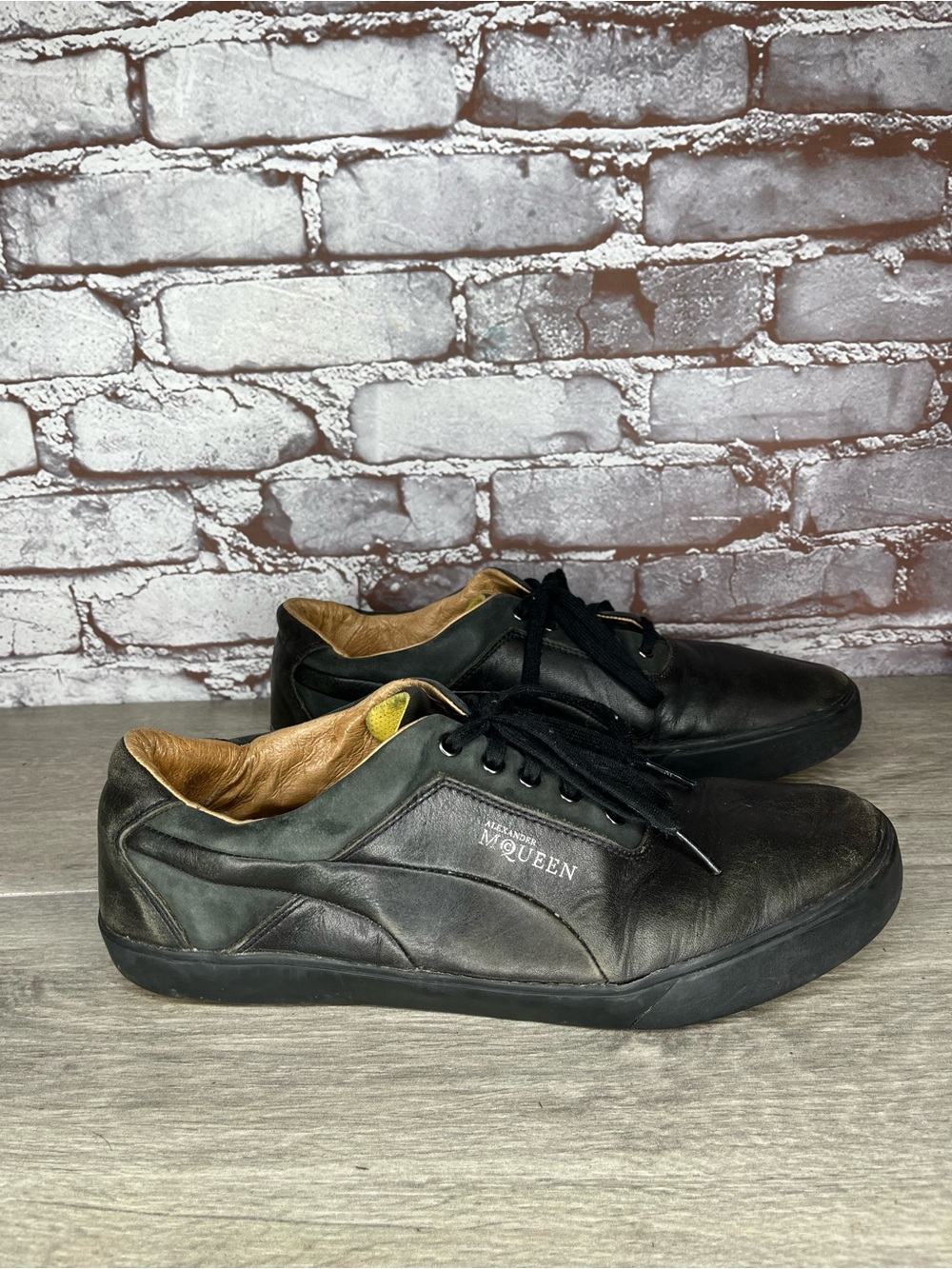 ALExANDER McQUEEN x PUMA Low Top Black Leather Sneakers Shoes Men Sz 10M US/43EU